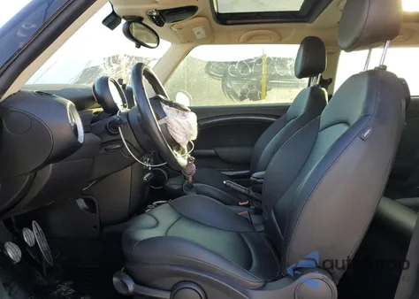 2013 Mini Cooper S z USA, uszkodzony, nr VIN WMWSV3C5XDTY29985